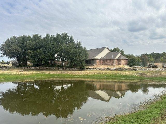 House for sale in Glen Rose, Texas