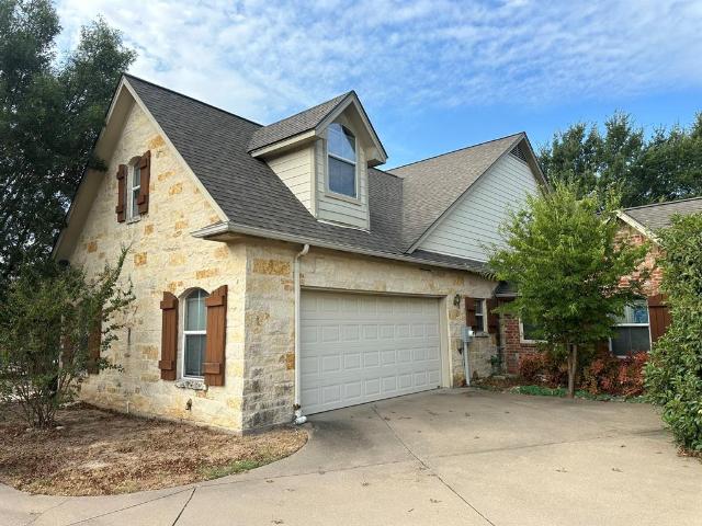 House for sale in Glen Rose, Texas