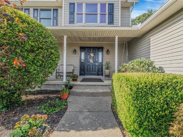 House for sale in Lawrence, Pennsylvania