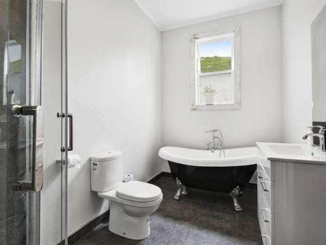 House for sale in Kaukapakapa