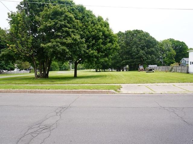 Land for sale in Oswego, New York