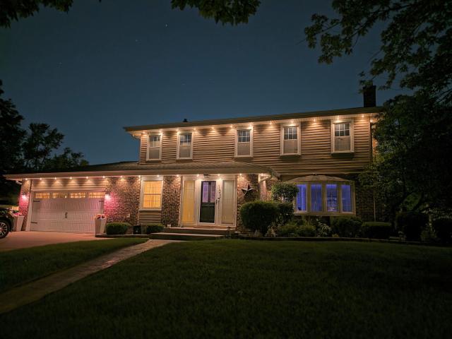 House for sale in Itasca, Illinois
