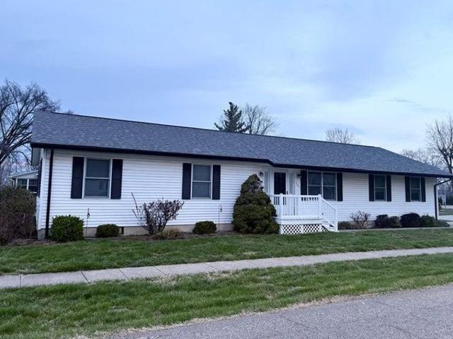House for sale in Altamont, Illinois