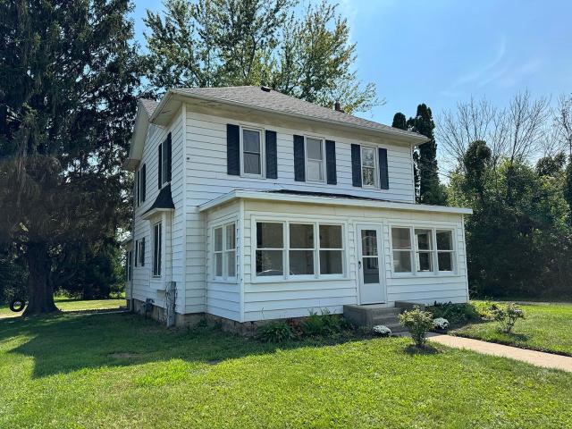 House for sale in Shannon, Illinois