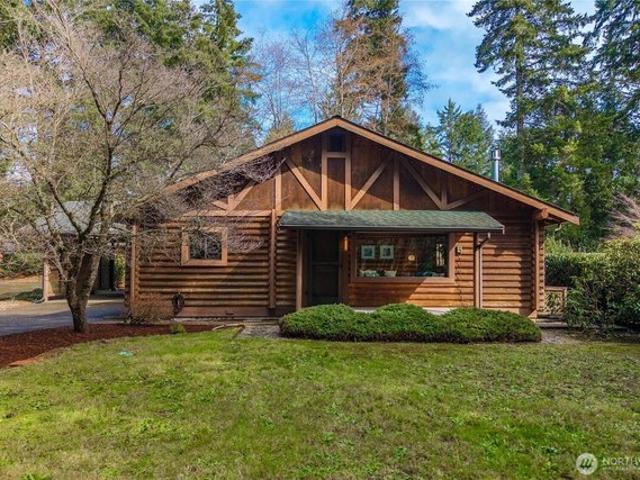 House for sale in Allyn, Washington