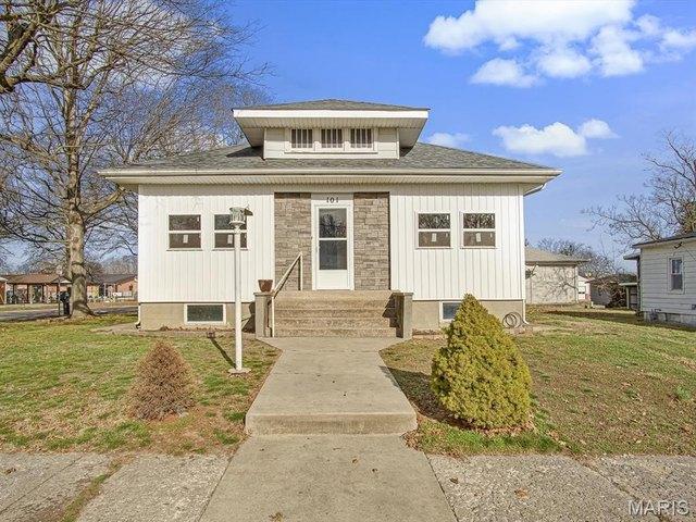 House for sale in Randolph, Illinois