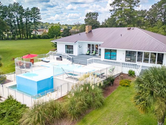House for sale in Elizabethtown, Bladen County