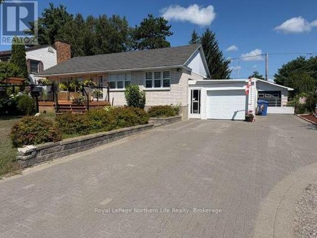 House for sale in Copper Cliff, Ontario