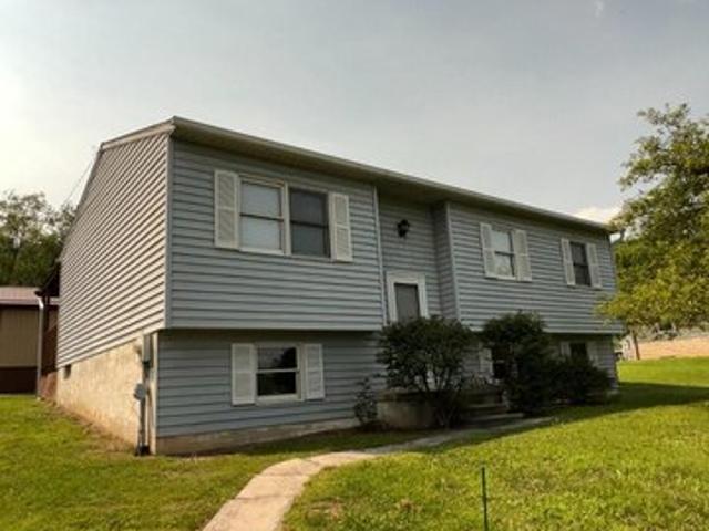 House for sale in Ridgeley, West Virginia