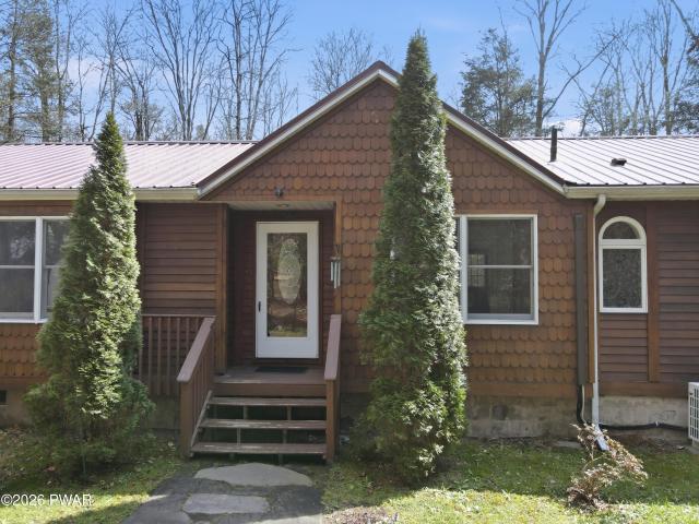 House for sale in Canadensis, Pennsylvania