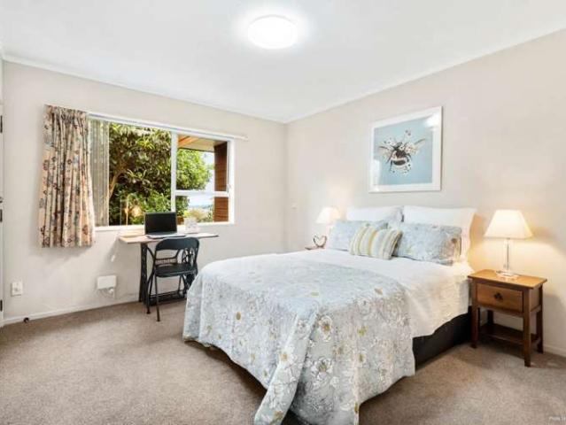 House for sale in Whangaparaoa