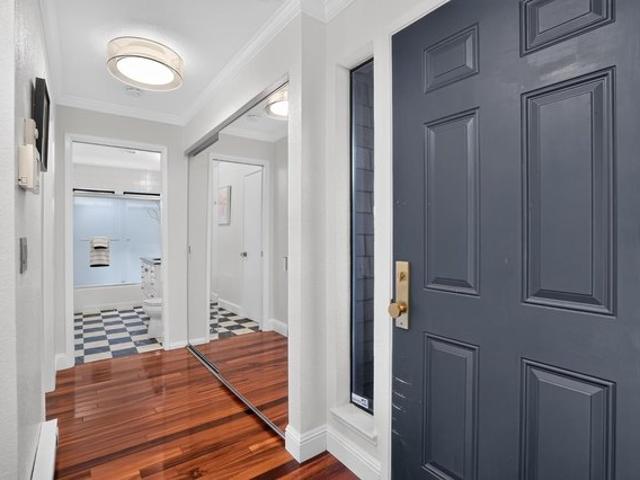 Condo for sale in Sausalito, California