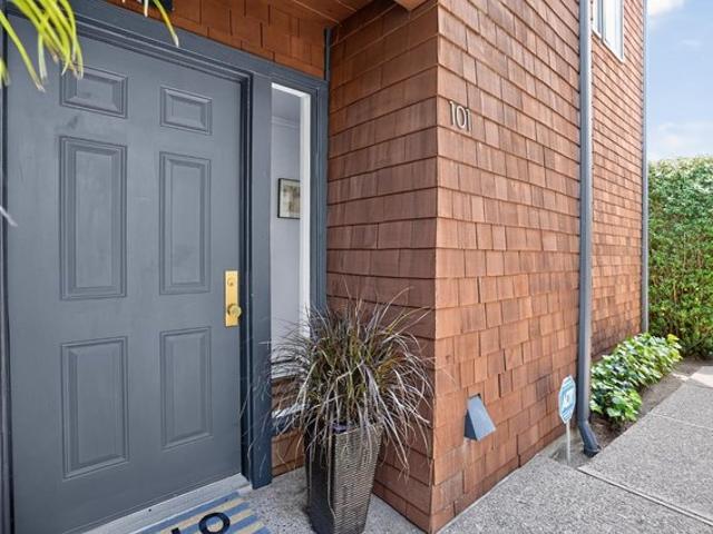 Condo for sale in Sausalito, California