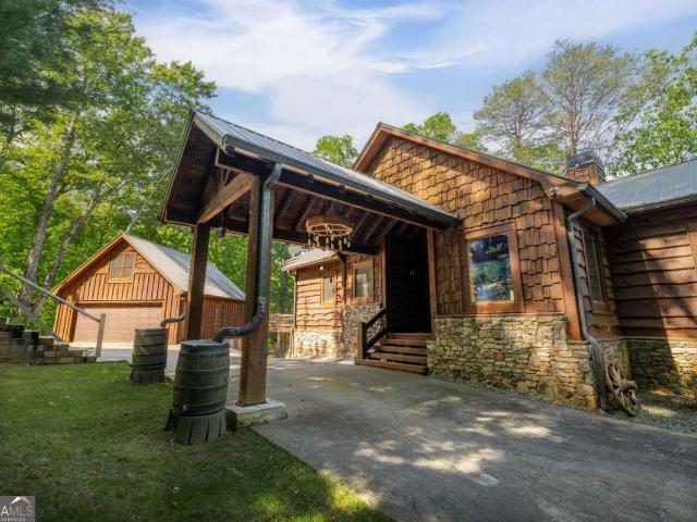 House for sale in Blue Ridge, Georgia