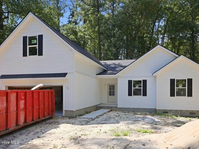 House for sale in Washington, North Carolina