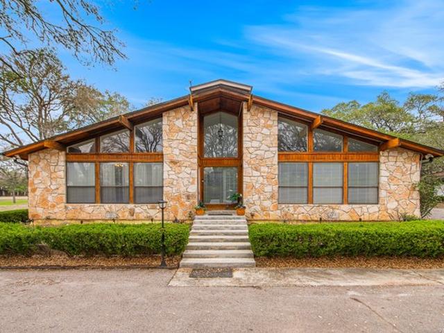 House for sale in Hays, Texas