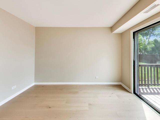 Townhouse for sale in Westmont, Illinois