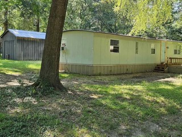 House for sale in Henderson, Texas