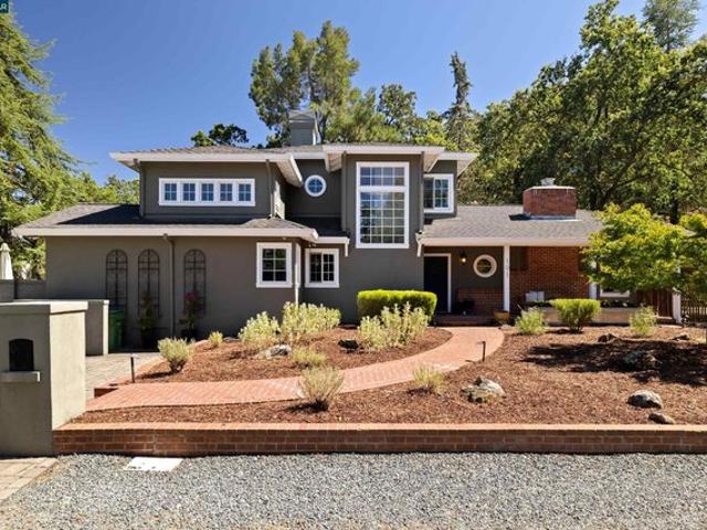 House for sale in Walnut Creek, California