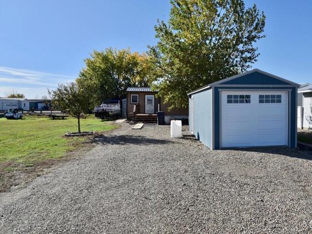 House for sale in Pierre, Hughes County