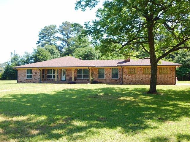 House for sale in Gladewater, Texas