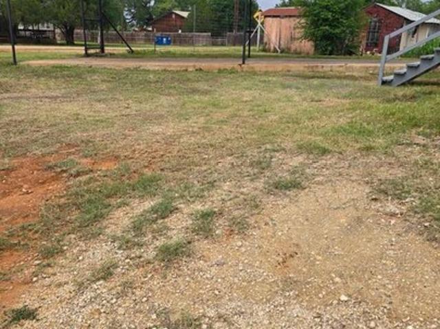 House for sale in Bigfoot, Texas