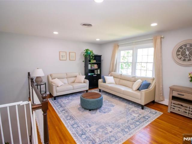 House for sale in Dumont, New Jersey