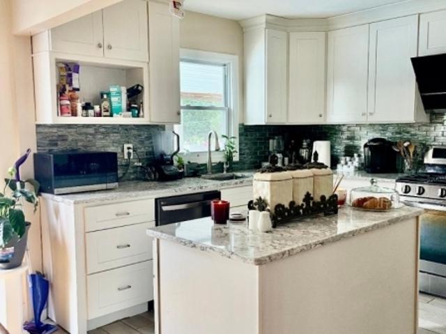 House for sale in Middlesex, New Jersey