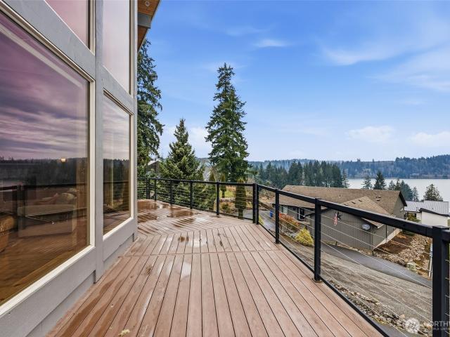 House for sale in Mossyrock, Washington