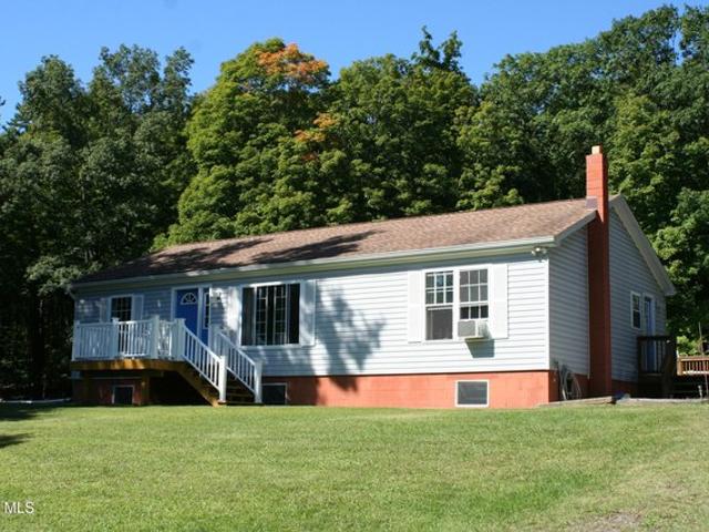 House for sale in Acra, New York