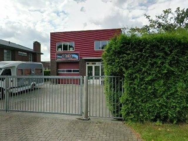 Bedrijfspand te huur in Surhuisterveen, Friesland
