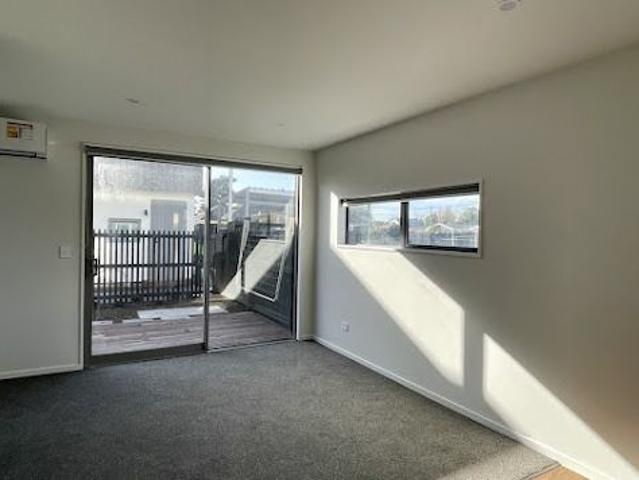 House for rent in Chaslands, Canterbury