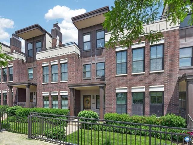 Townhouse for sale in Hennepin, Minnesota