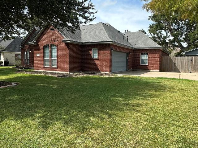 House for sale in Woodshore, Clute