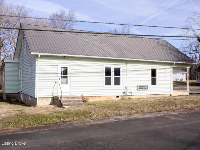 House for sale in Park City, Kentucky
