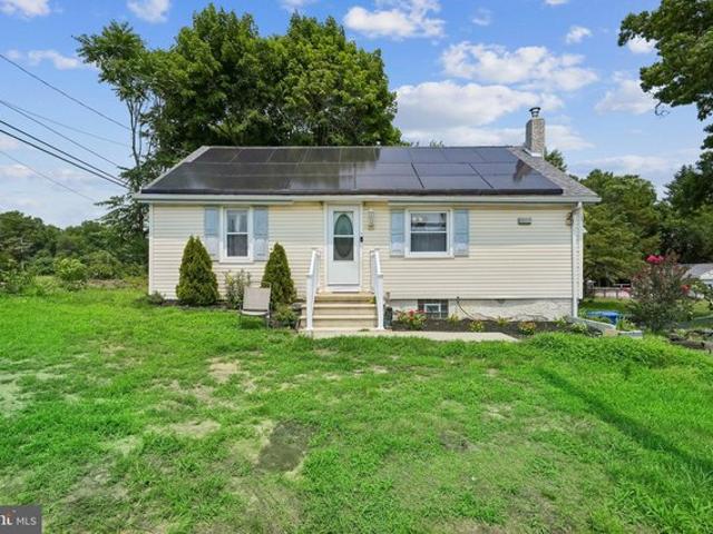 House for sale in Mullica Hill, New Jersey