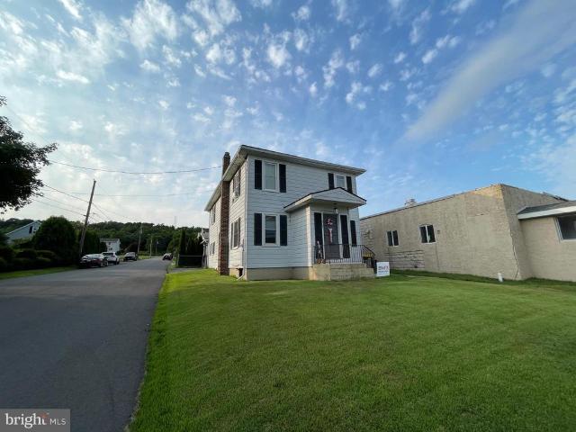 House for sale in Lavelle, Pennsylvania