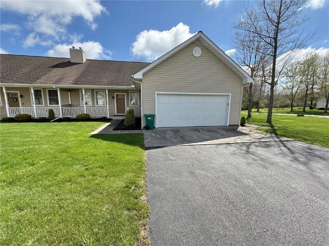 Condo for sale in Edinburg, Pennsylvania