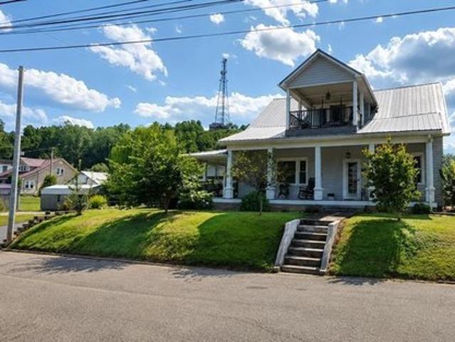 House for sale in Louisa, Kentucky