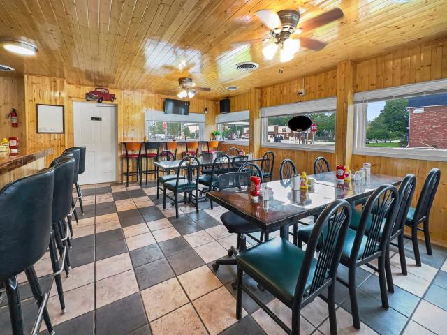 Commercial for sale in Milford, Illinois