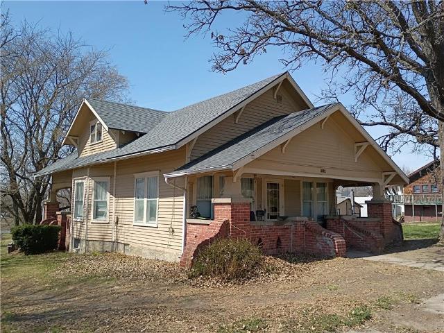 House for sale in Gentry, Missouri
