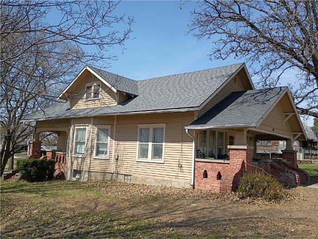 House for sale in Gentry, Missouri