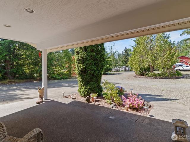 House for sale in Hoodsport, Washington