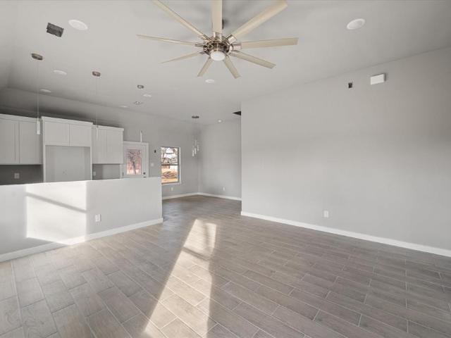 House for sale in Navarro, Texas