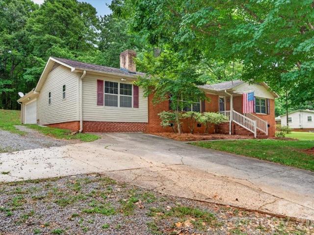 House for sale in Mount Pleasant, North Carolina