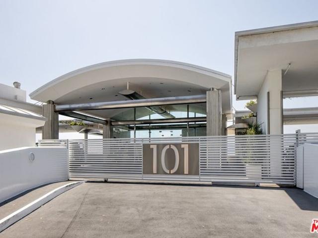 Condo for sale in Santa Monica, California