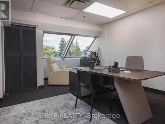 Commercial for rent in York, Ontario