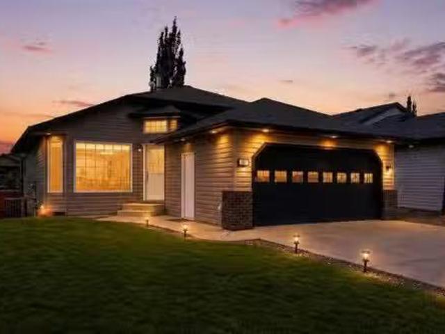 House for sale in Alberta