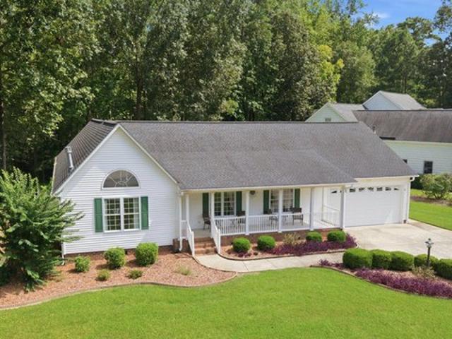 House for sale in Chocowinity, North Carolina