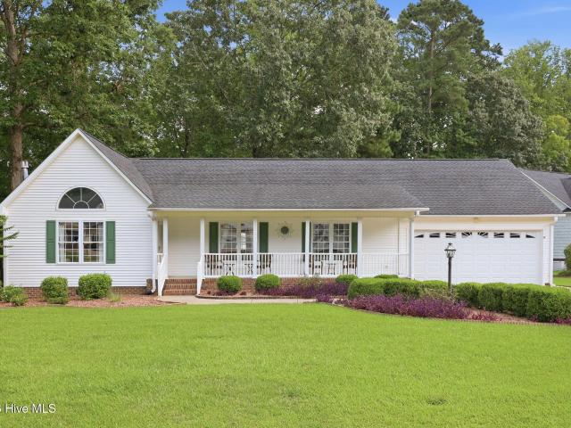House for sale in Chocowinity, North Carolina